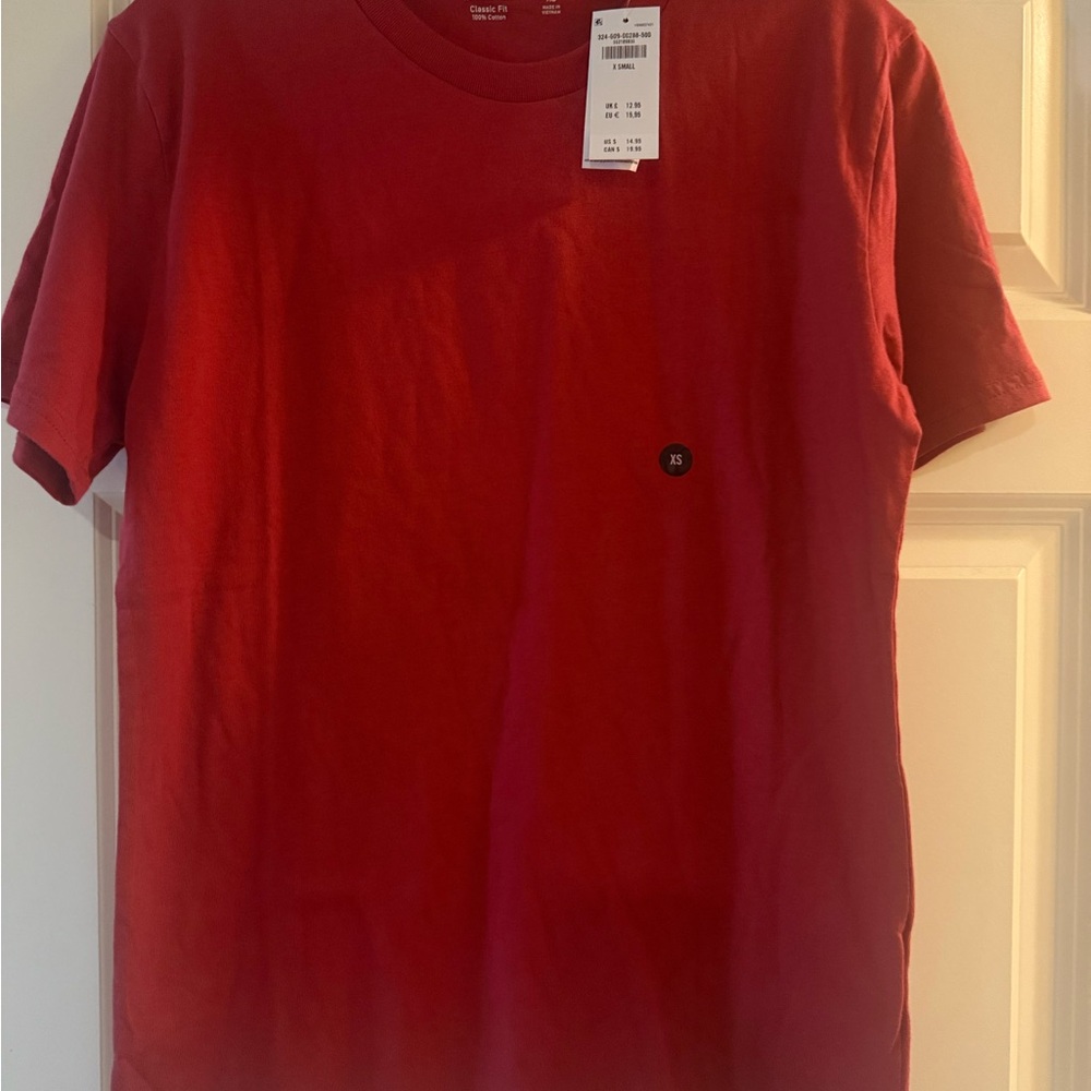Hollister Vibrant Red Short Sleeve Tee